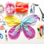 Materiały potrzebne do wykonania stroju motyla rozłożone na stole